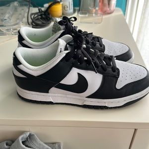 Nike dunk lows panda